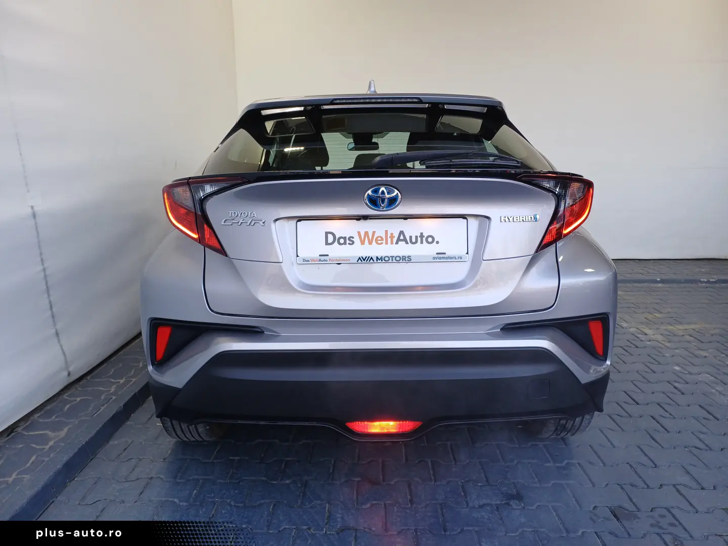 Toyota C-HR 1 8 Hybrid C-ENTER CVT