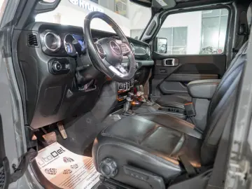 Jeep Wrangler UNLIMITED Sahara