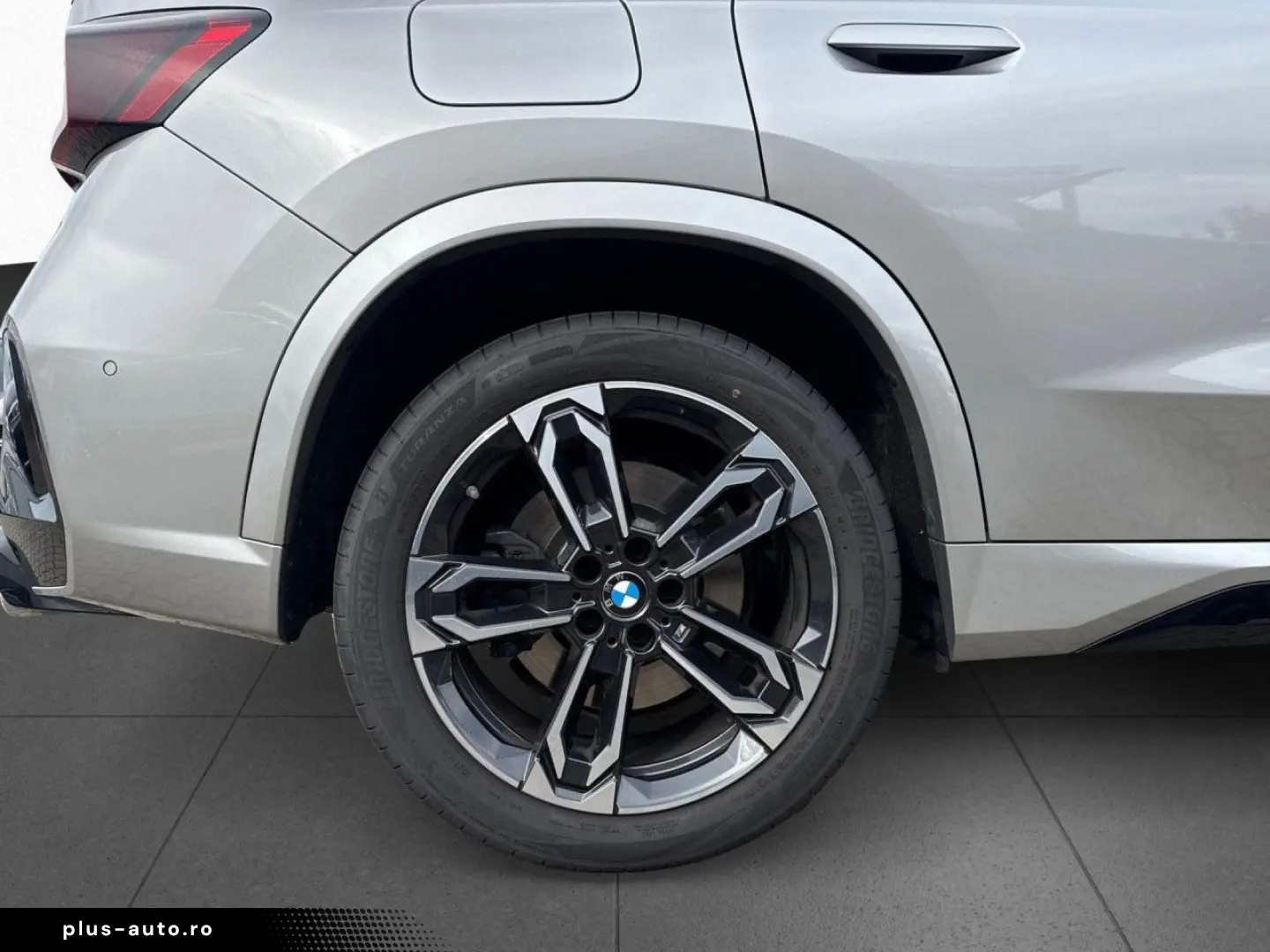 BMW X1 M35i xDrive AdLED HUD H K DAPro 360  LivePro