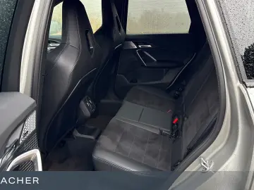 BMW X1 M35i xDrive Navi HUD H&K ACC adLED MemSi