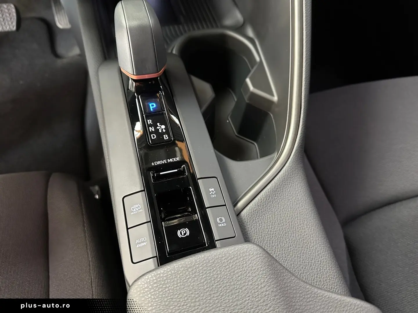 TOYOTA C-HR 2.0 Plug-in Hybrid ACC AUT LED Navi Virtual