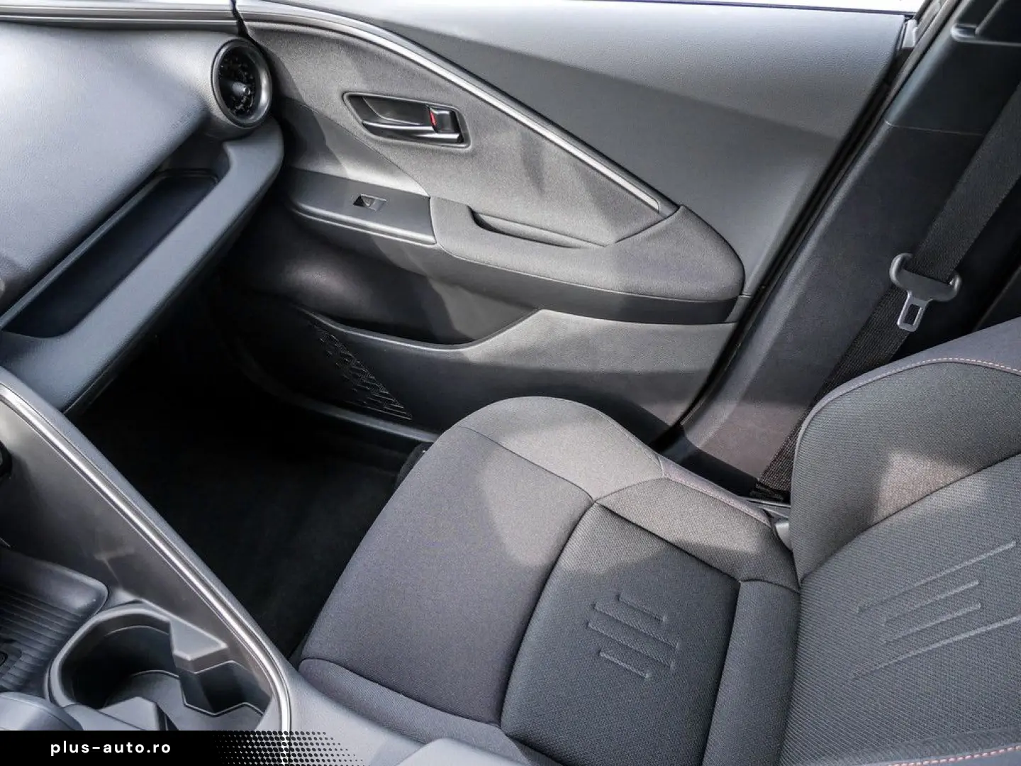 TOYOTA C-HR 2.0 Plug-In Hybrid Teamplayer Technik Paket