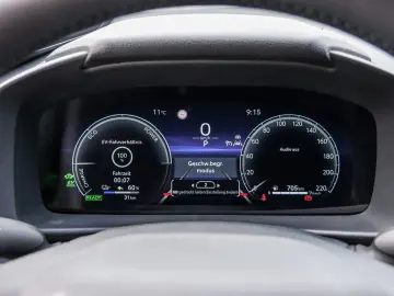 TOYOTA C-HR 2.0 Plug-In Hybrid Teamplayer Technik Paket