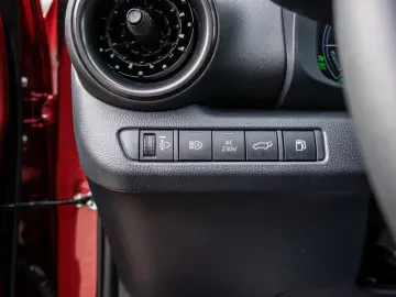 TOYOTA C-HR 2.0 Plug-In Hybrid Teamplayer Technik Paket