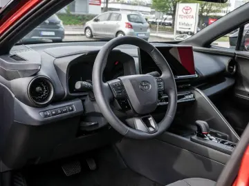 TOYOTA C-HR 2.0 Plug-In Hybrid Teamplayer Technik Paket
