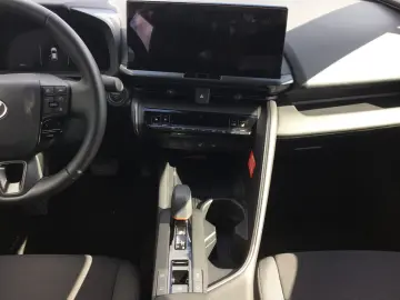 TOYOTA C-HR 2.0 Plugin-Hybrid Teamplayer Sitzheizung DA