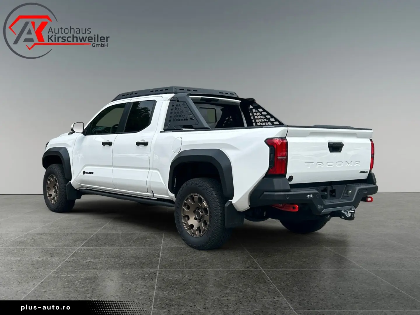 TOYOTA MY25 Tacoma Trailhunter  ON STOCK