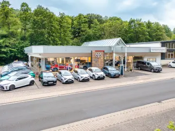 TOYOTA MY25 Tacoma Trailhunter  ON STOCK