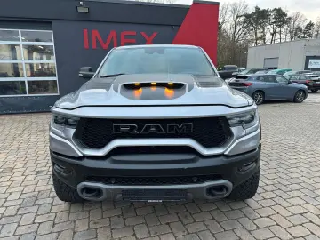 DODGE RAM TRX 6.2l Supercharged Hemi V8