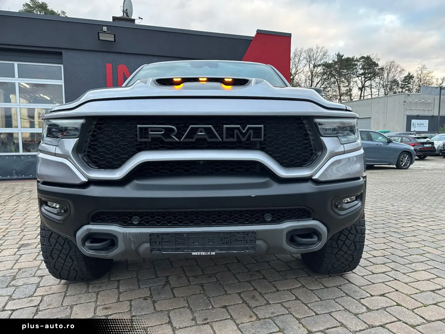 DODGE RAM TRX 6.2l Supercharged Hemi V8