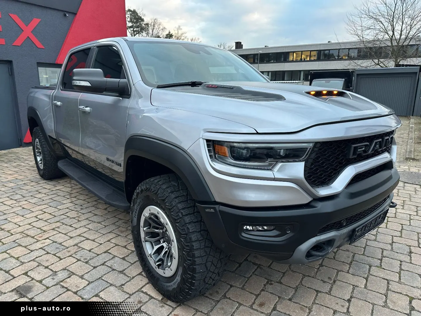 DODGE RAM TRX 6.2l Supercharged Hemi V8