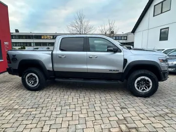 DODGE RAM TRX 6.2l Supercharged Hemi V8