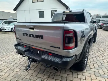 DODGE RAM TRX 6.2l Supercharged Hemi V8