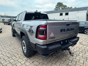 DODGE RAM TRX 6.2l Supercharged Hemi V8