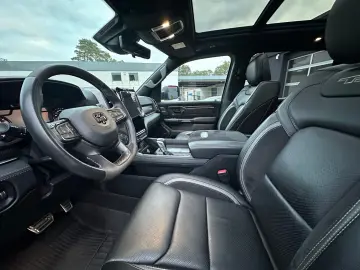 DODGE RAM TRX 6.2l Supercharged Hemi V8