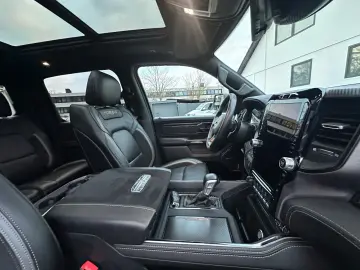 DODGE RAM TRX 6.2l Supercharged Hemi V8