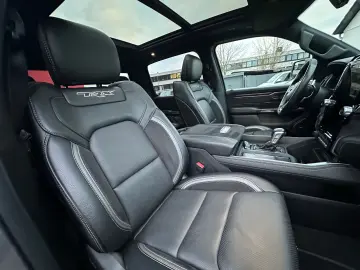 DODGE RAM TRX 6.2l Supercharged Hemi V8