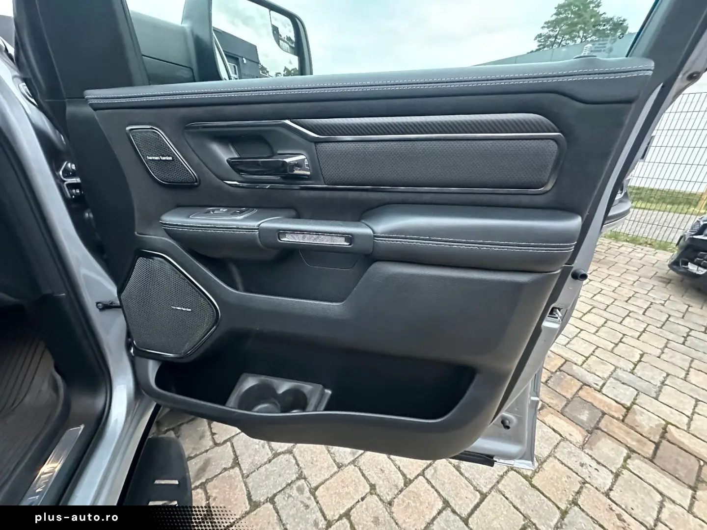 DODGE RAM TRX 6.2l Supercharged Hemi V8