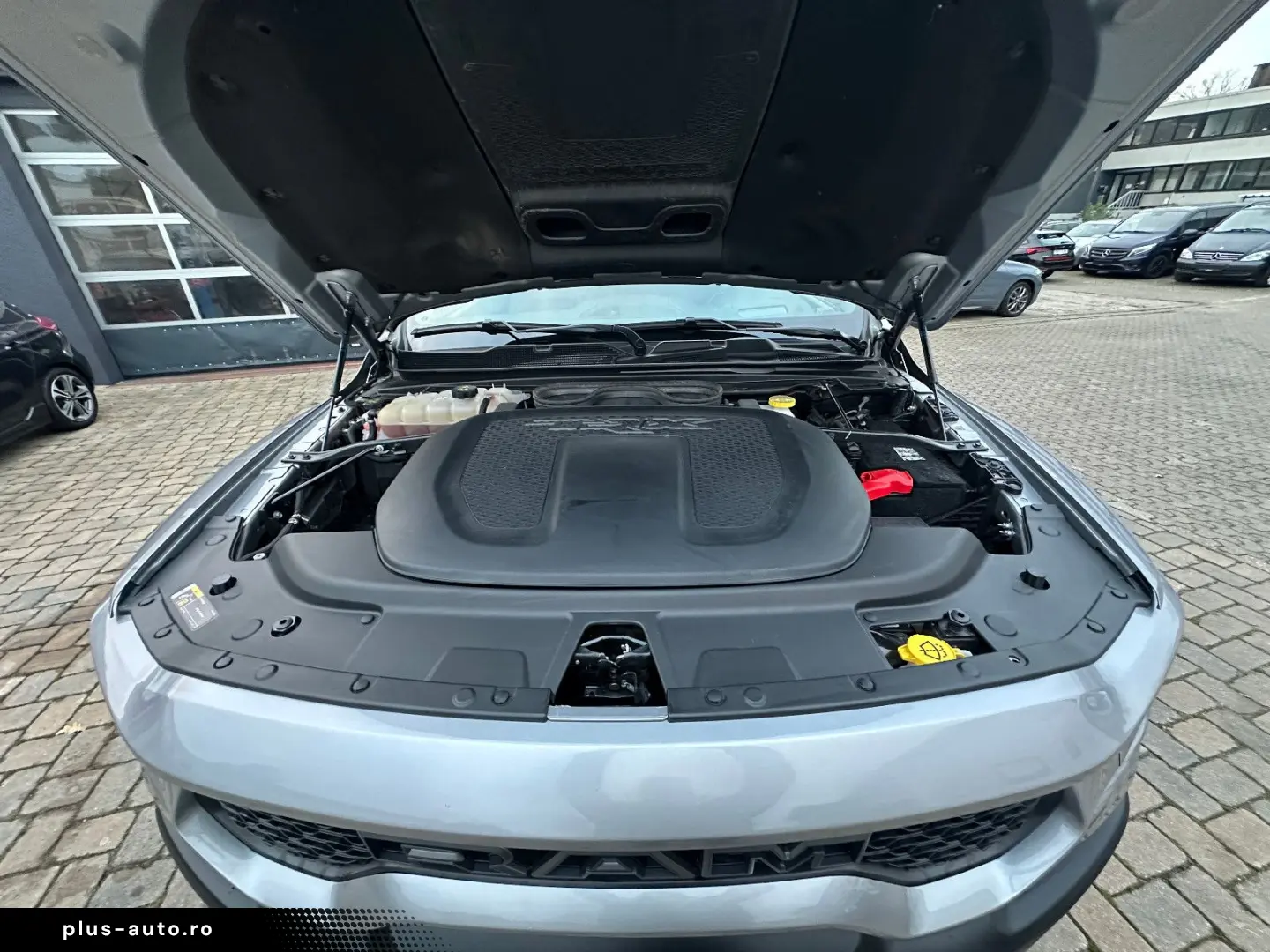 DODGE RAM TRX 6.2l Supercharged Hemi V8