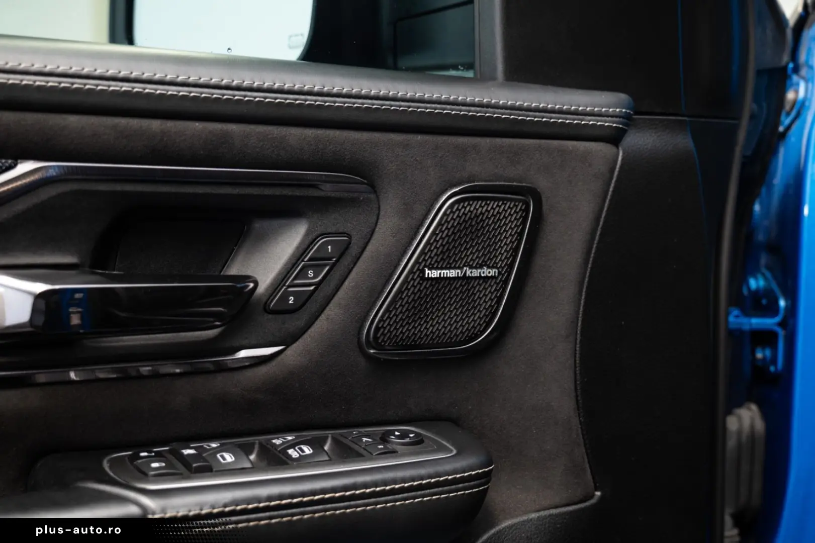 DODGE RAM 1500 TRX Harman Kardon Car tent