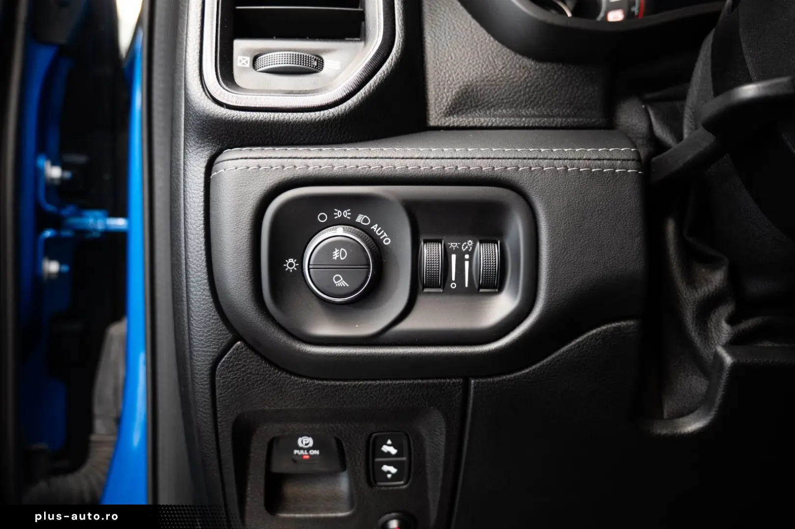 DODGE RAM 1500 TRX Harman Kardon Car tent