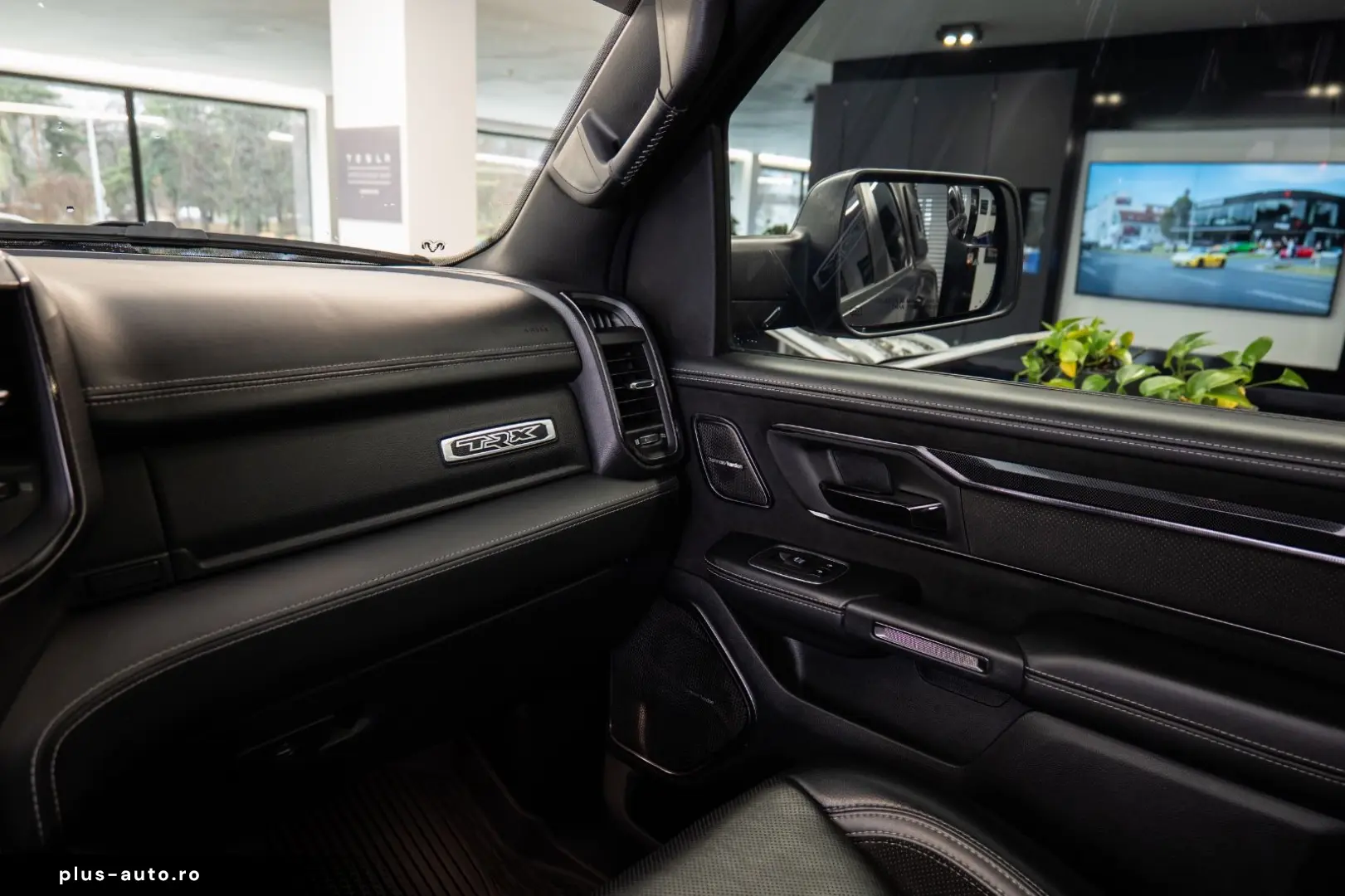 DODGE RAM 1500 TRX Harman Kardon Car tent