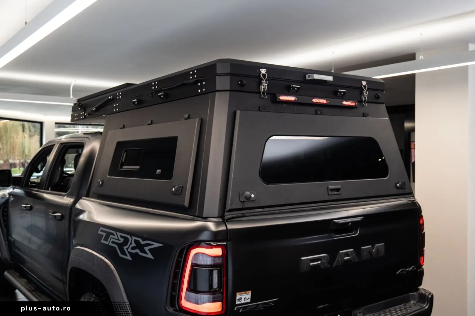DODGE RAM 1500 TRX Harman Kardon Car tent