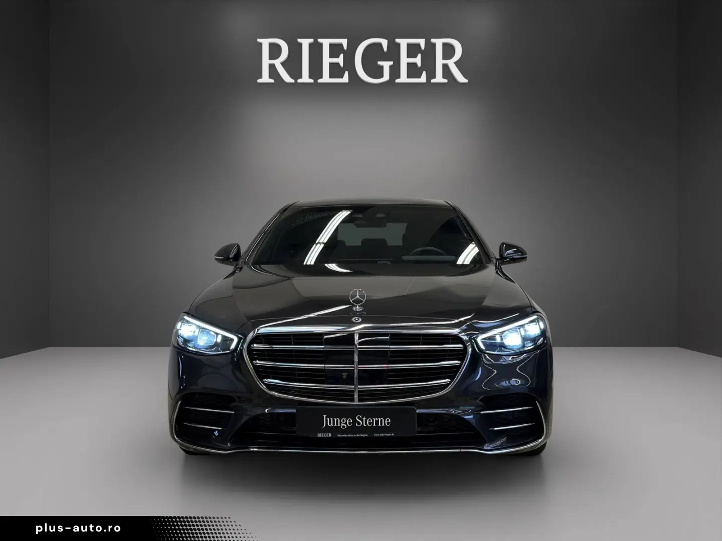 MERCEDES-BENZ S 350 d AMG Pano Airmatic 3D-Display Burmester