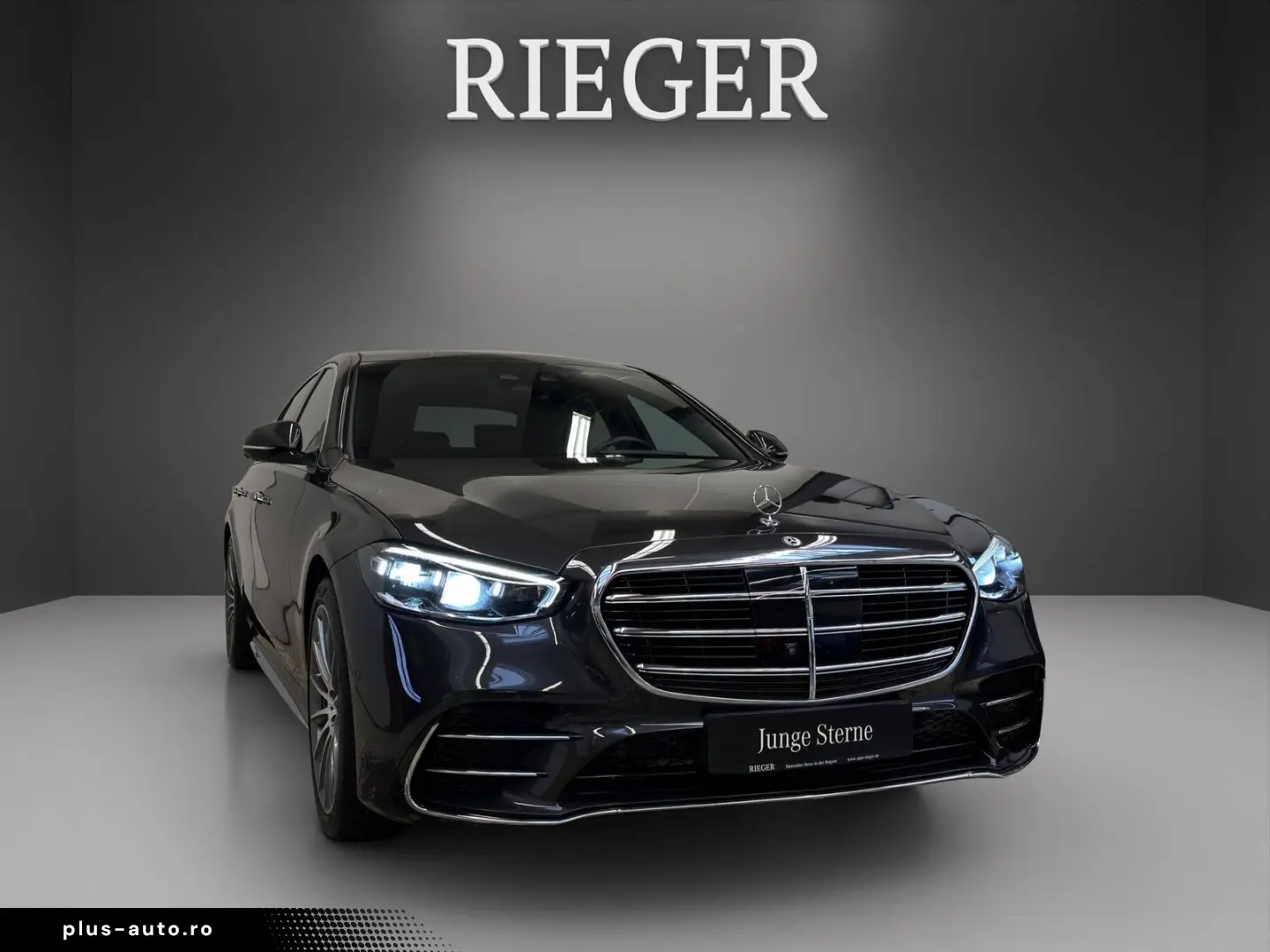MERCEDES-BENZ S 350 d AMG Pano Airmatic 3D-Display Burmester