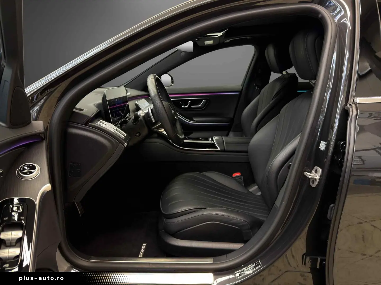 MERCEDES-BENZ S 350 d AMG Pano Airmatic 3D-Display Burmester