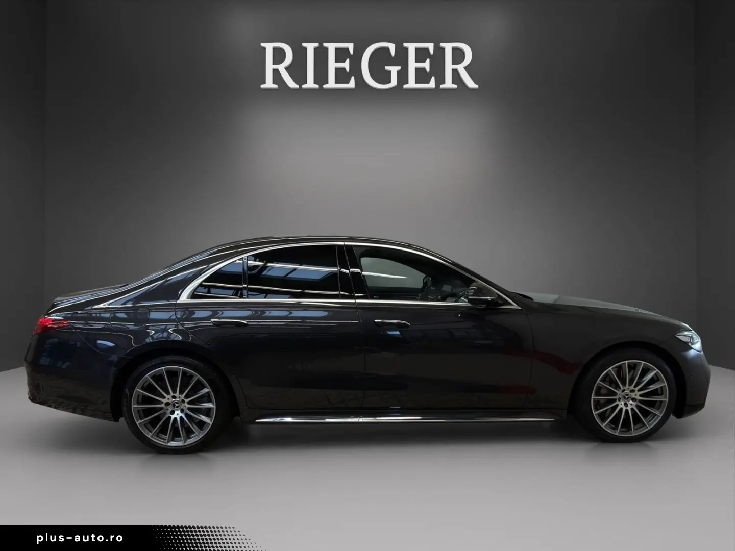 MERCEDES-BENZ S 350 d AMG Pano Airmatic 3D-Display Burmester