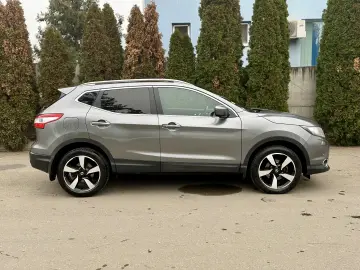 Nissan Qashqai   incalzire scaune si parbriz  garantie  rate