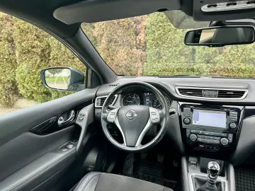 Nissan Qashqai   incalzire scaune si parbriz  garantie  rate