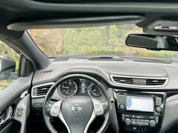 Nissan Qashqai   incalzire scaune si parbriz  garantie  rate