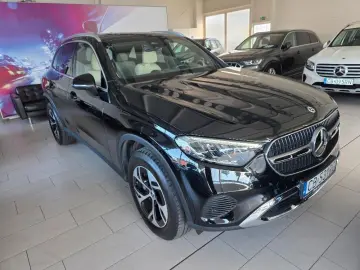 MERCEDES-BENZ GLC 300 GLC -Klasse GLC 300 e 4Matic