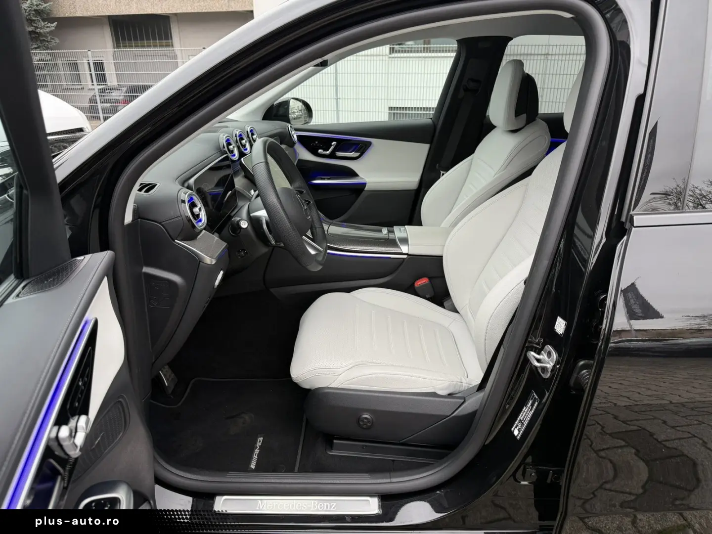 MERCEDES-BENZ GLC 220 d AMG AHK LED 360  MEMORY TOTWINKEL