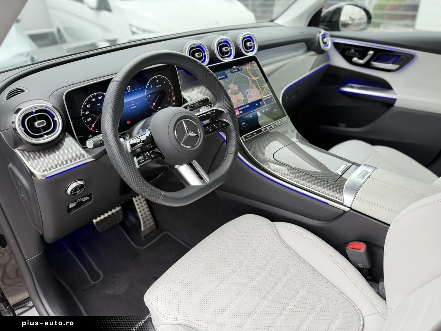 MERCEDES-BENZ GLC 220 d AMG AHK LED 360  MEMORY TOTWINKEL