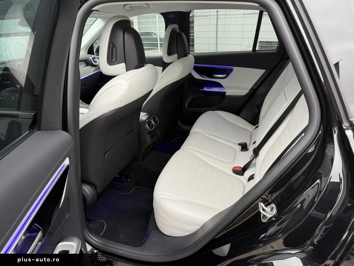 MERCEDES-BENZ GLC 220 d AMG AHK LED 360  MEMORY TOTWINKEL