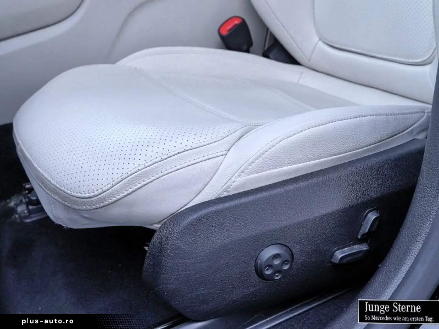 MERCEDES-BENZ GLC 220 d 4M AVANTGARDE-ADV PANO AHK K&hellip;