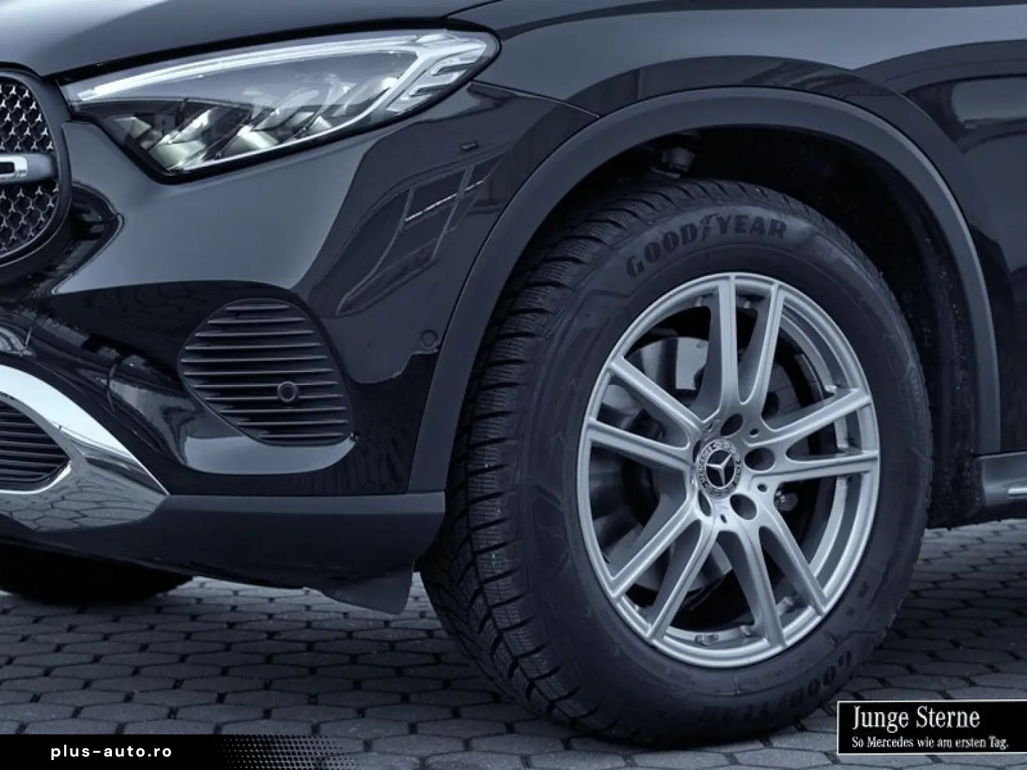 MERCEDES-BENZ GLC 220 d 4M AVANTGARDE-ADV PANO AHK K&hellip;