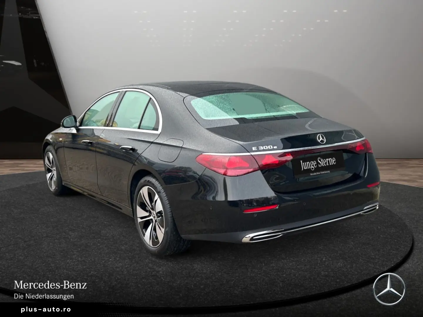 MERCEDES-BENZ E 300 e Avantgarde Adv.  AHK DIGITAL M&hellip;