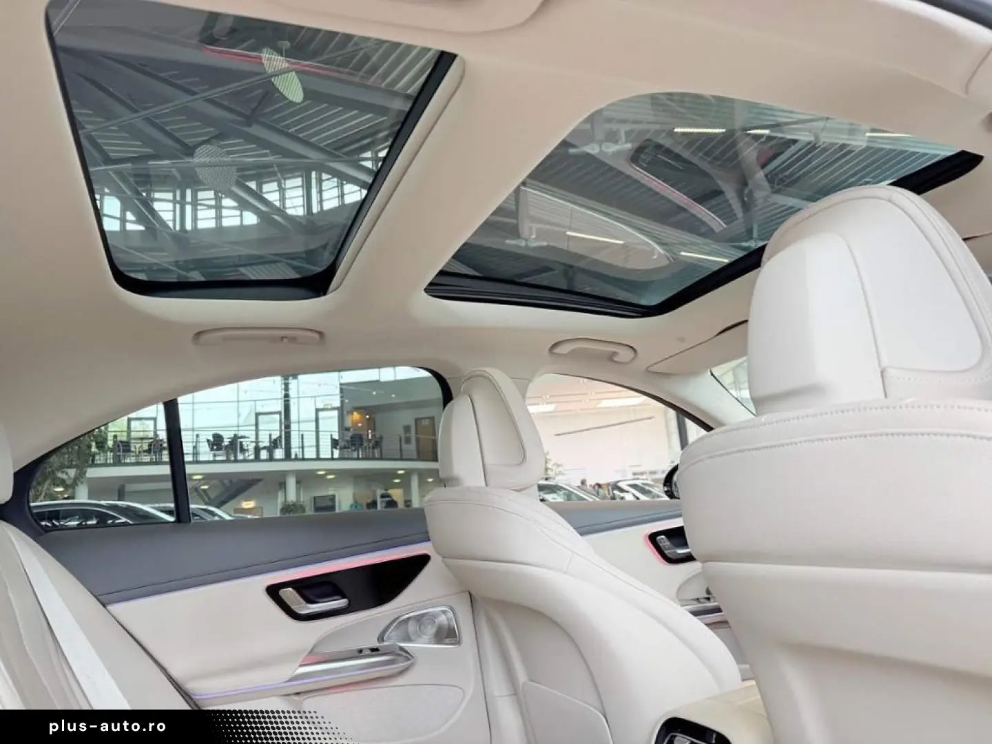 MERCEDES-BENZ E 300 de AVANTG.  Beige Int  AIRMATIC &hellip;