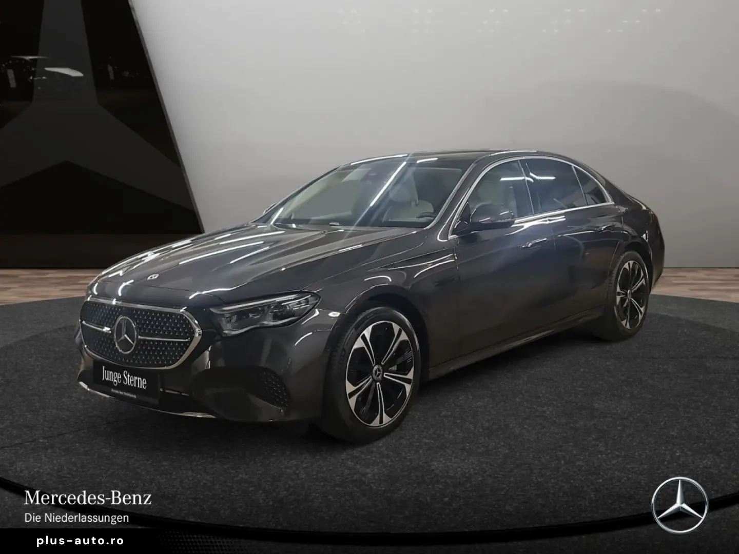 MERCEDES-BENZ E 300 e Avantgarde Adv.  PANO FAHRASS  DIGI