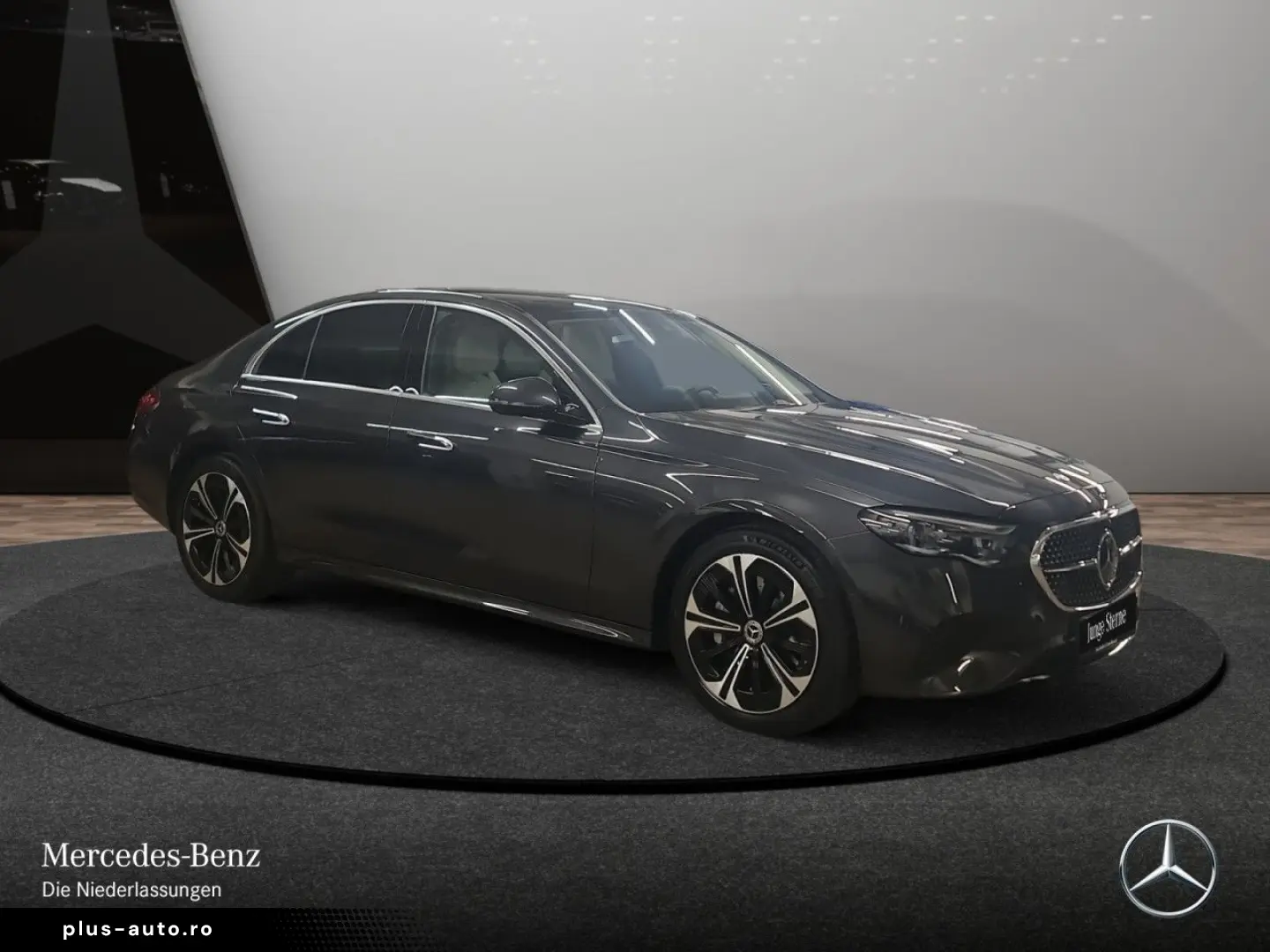 MERCEDES-BENZ E 300 e Avantgarde Adv.  PANO FAHRASS  DIGI