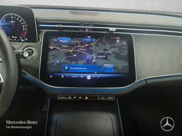 MERCEDES-BENZ E 300 e Avantgarde Adv.  PANO FAHRASS  DIGI