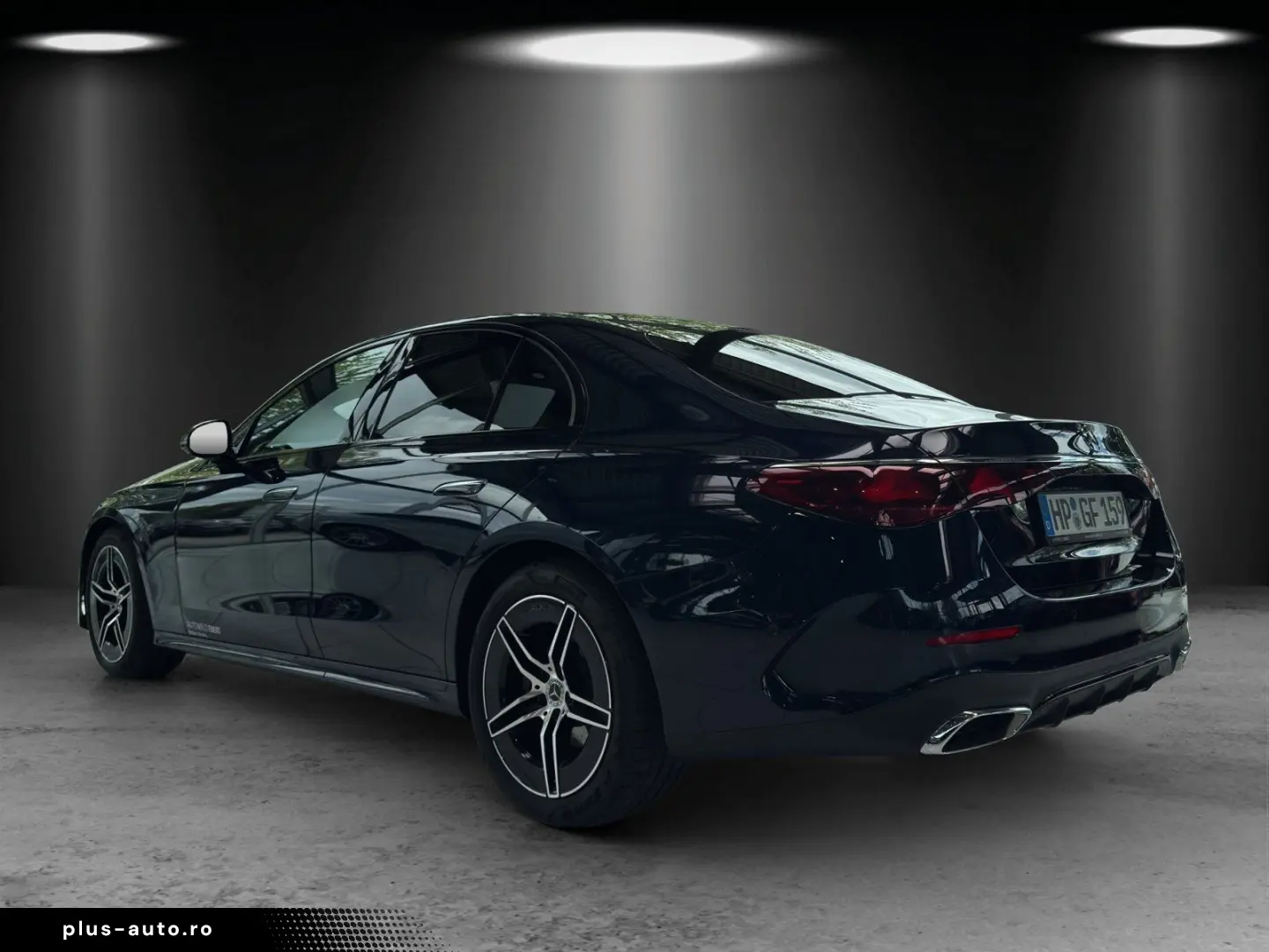 MERCEDES-BENZ E 200 d AMG Pano AHK Memory DISTR 360