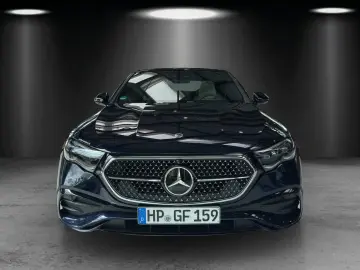 MERCEDES-BENZ E 200 d AMG Pano AHK Memory DISTR 360