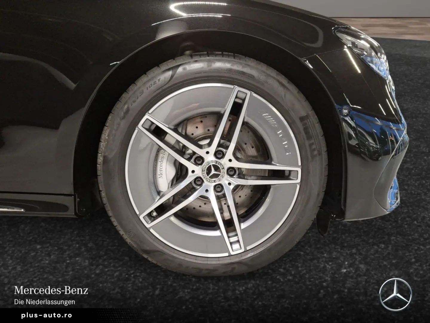 MERCEDES-BENZ E 200 AMG Prem  PANO HUD DISTR HUD Bur4D MBUX