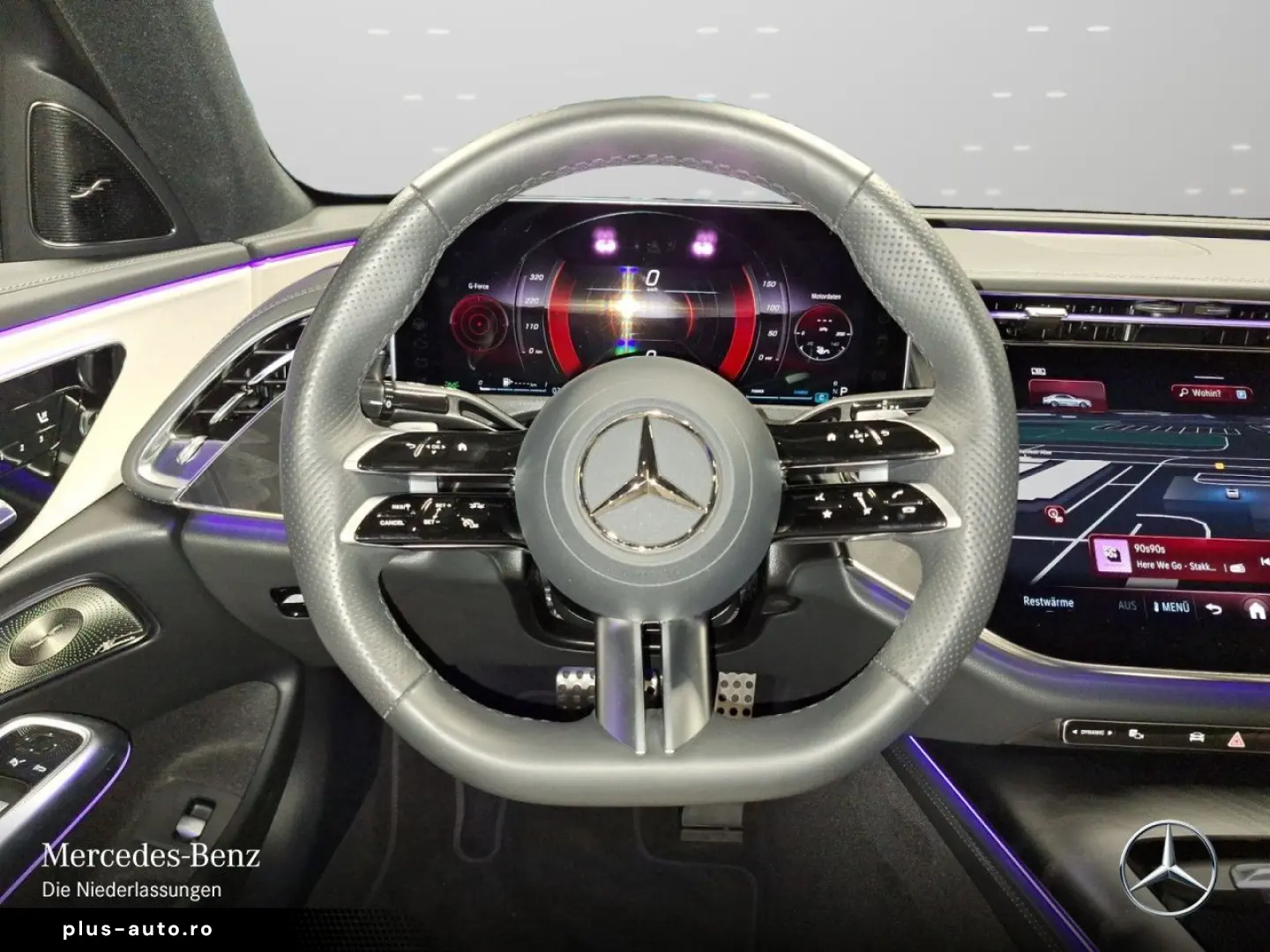 MERCEDES-BENZ E 200 AMG Prem  PANO HUD DISTR HUD Bur4D MBUX