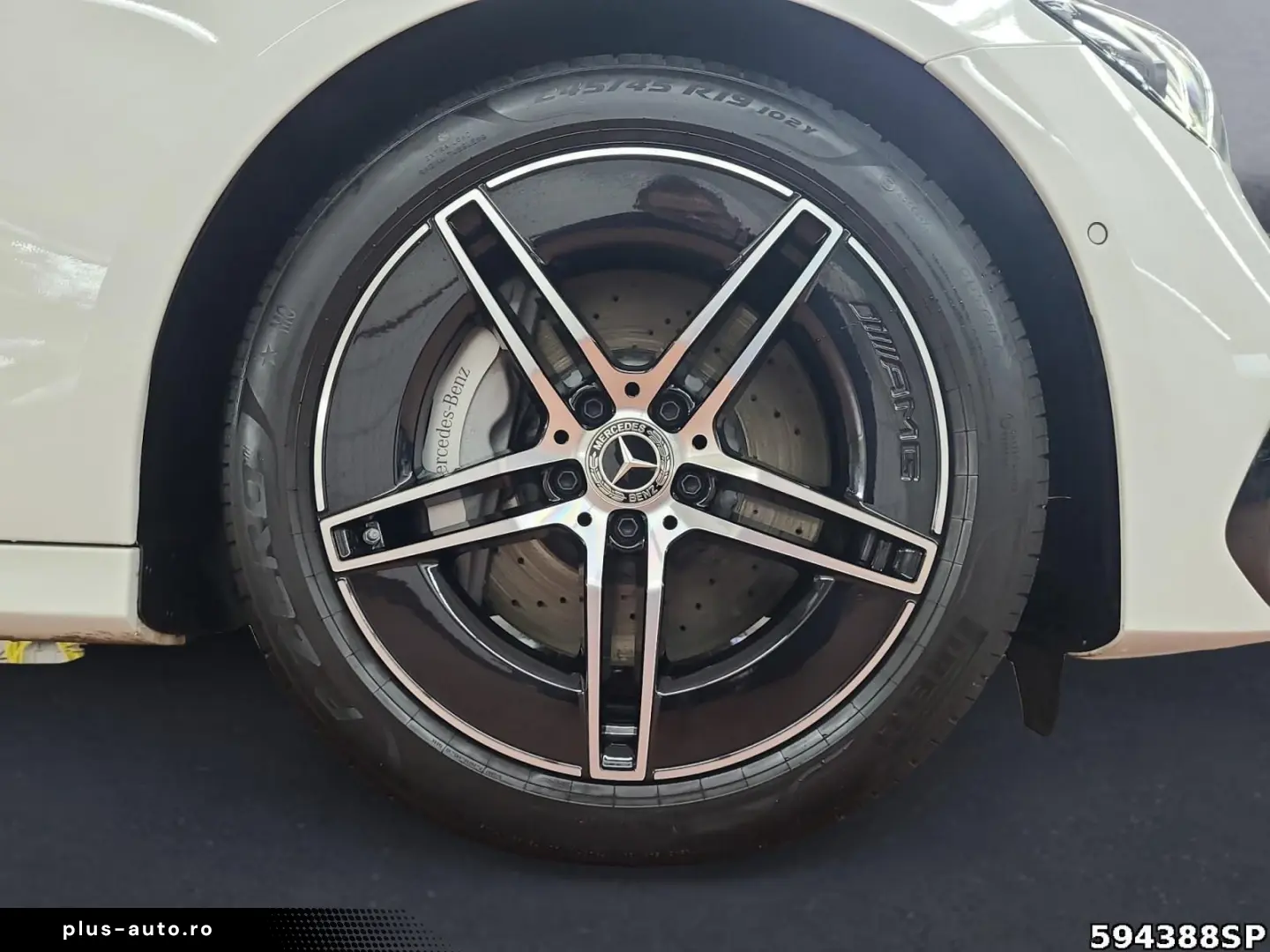 MERCEDES-BENZ E 220 d AMG Digital Light Pano 360  Bu&hellip;